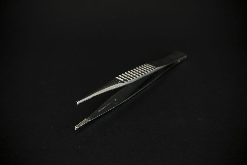 181013-041 Pinceta chirurgiczna 14 cm pęseta 2x1 zęby (14/15) - obrazek 1