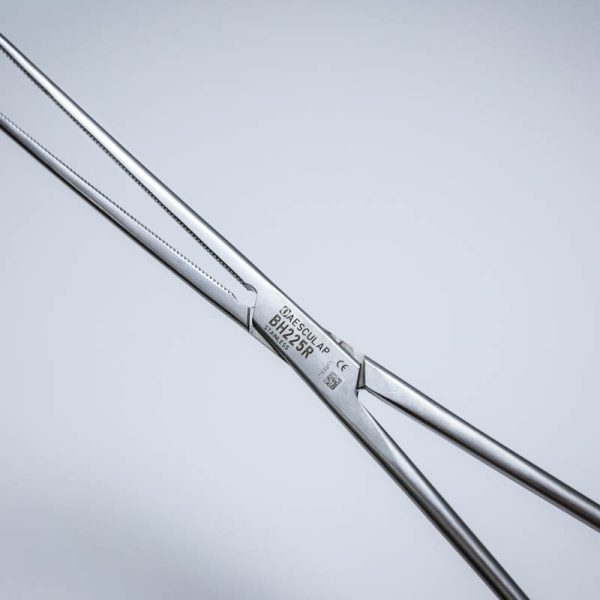 Kleszczyki naczyniowe Crafoord Aesculap BH225R zagięte 25 cm (31/11) - Arestomed