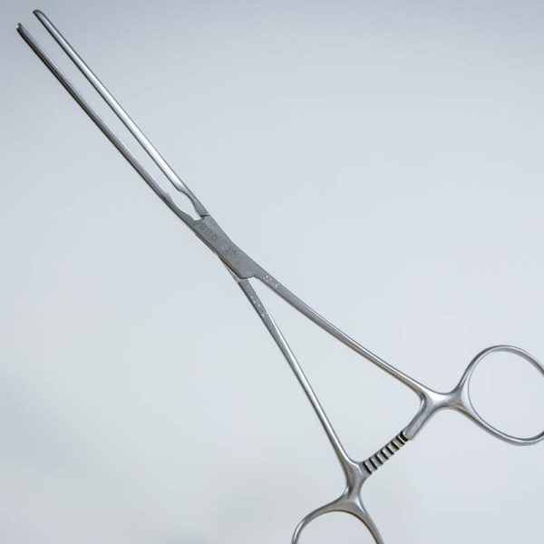 Kleszczyki naczyniowe Cooleya 19 cm zagięte (31/48)