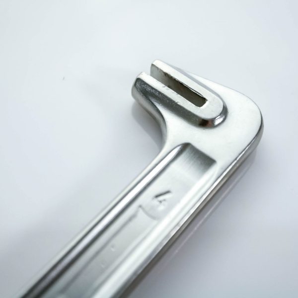 Wyginak dwustronny 4 mm i 6 mm Synthes 329.02 (7/40) - Arestomed