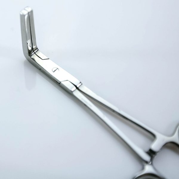 Kleszczyki zaciskowe gładkie 14 cm (27/16) Zagięte - Arestomed