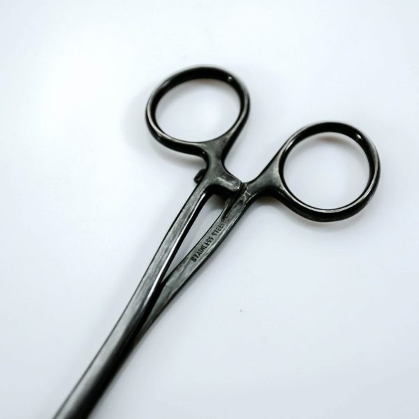 Kleszczyki zaciskowe Bernhard 23 cm (27/25) - Arestomed