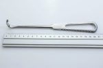 Hak chirurgiczny Kocher-Langenbeck 23×7 mm (28/10) 21 cm - Arestomed