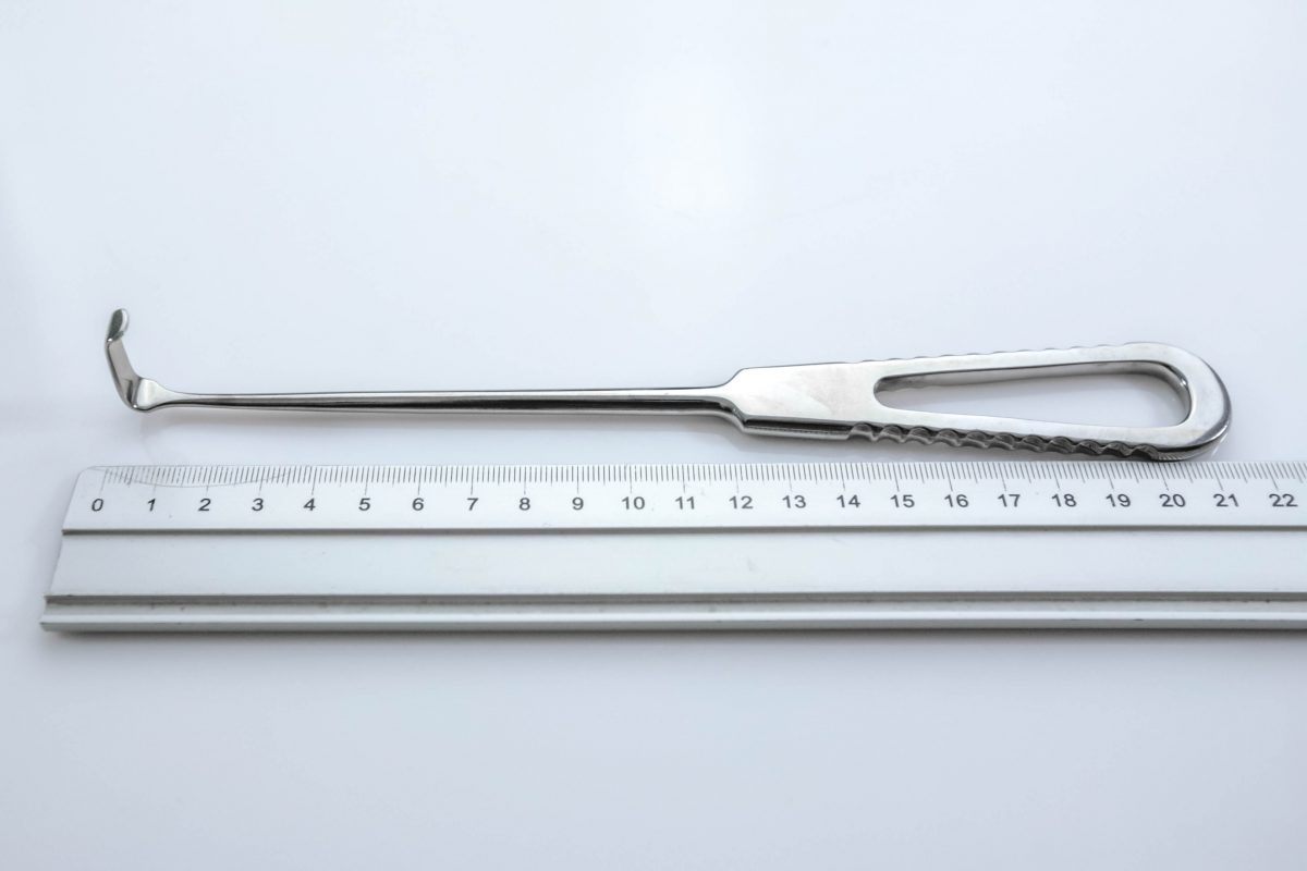 Hak chirurgiczny Kocher-Langenbeck 20×8 mm (28/8) 21.5 cm - Arestomed