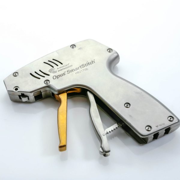 Pistolet do zszywania Opus SmartStitch ArthroCare (8/56) - Arestomed