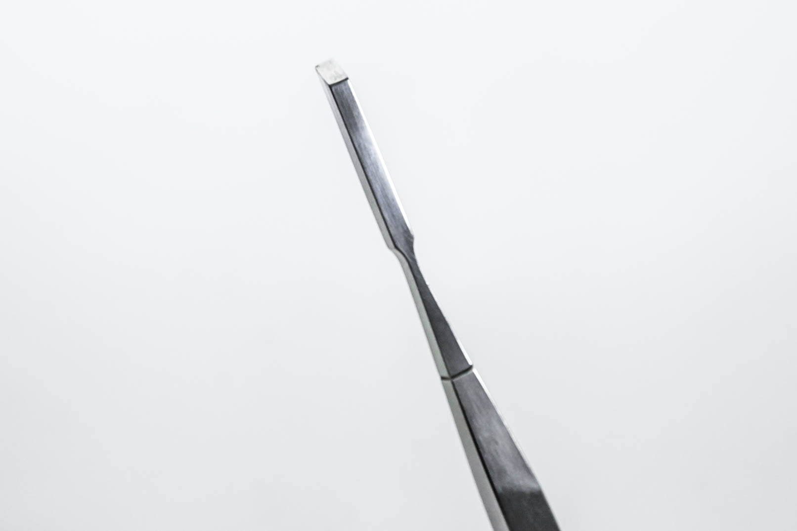 210729-1-54 Osteotom kostny jednospadowy 4 mm (24/72) Dłuto - Arestomed