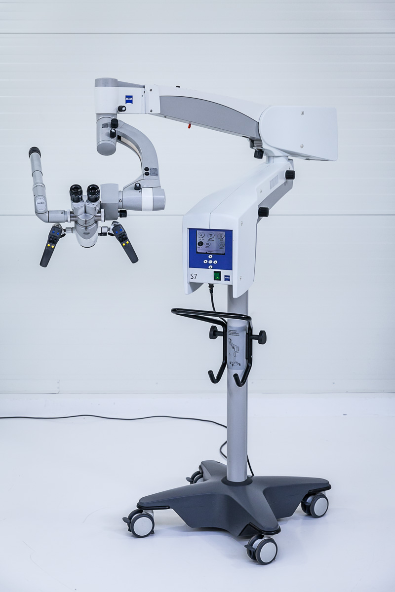 Zeiss OPMI Sensera Mikroskop Operacyjny Laryngologiczny