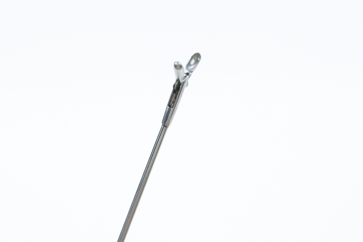 GU4035 Sztywne laparoskopowe kleszczyki chwytające 37 cm - Arestomed