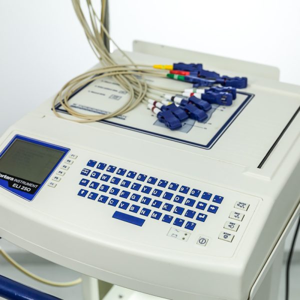 EKG Mortara ELI 250 Aparat Elektrokardiograf