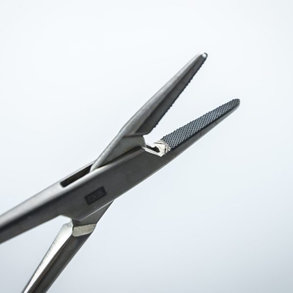 Igłotrzymacz Olsen-Hegar 15 cm (55/81) Imadło