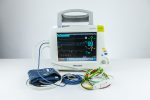 Philips IntelliVue MP30 Monitor Pacjenta z uchwytem na łóżko
