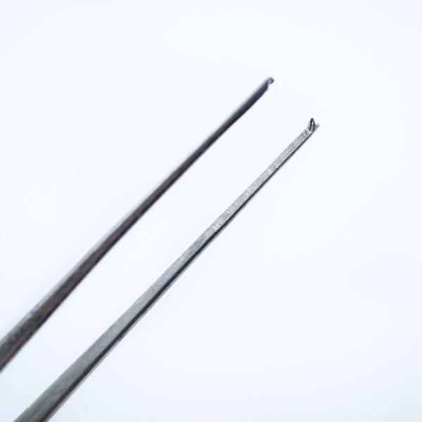 Pęseta chirurgiczna 2×1 zęby 20.5 cm (68/20)
