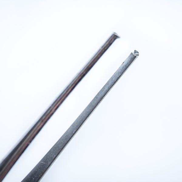 Pęseta chirurgiczna 2×1 zęby 20 cm (68/22)