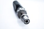 Używany uchwyt śrubokręta grzechotkowego marku DePuy Numer katalogowy: 2274-02 Długość całkowita: 18 cm Średnica otworu: 8 mm Narzędzia są używane i nosi ślady użytkowania, w pełni sprawne. Stan techniczny widoczny na zdjęciach.