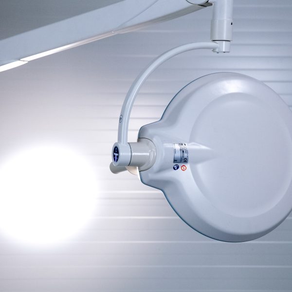 MACH LED 150F Zabiegowa Lampa LED Sufitowa