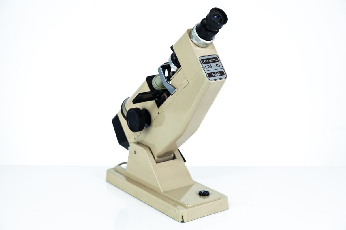 Briot LM-25 Lensmeter Miernik Soczewek Optometryczny Okulistyczny