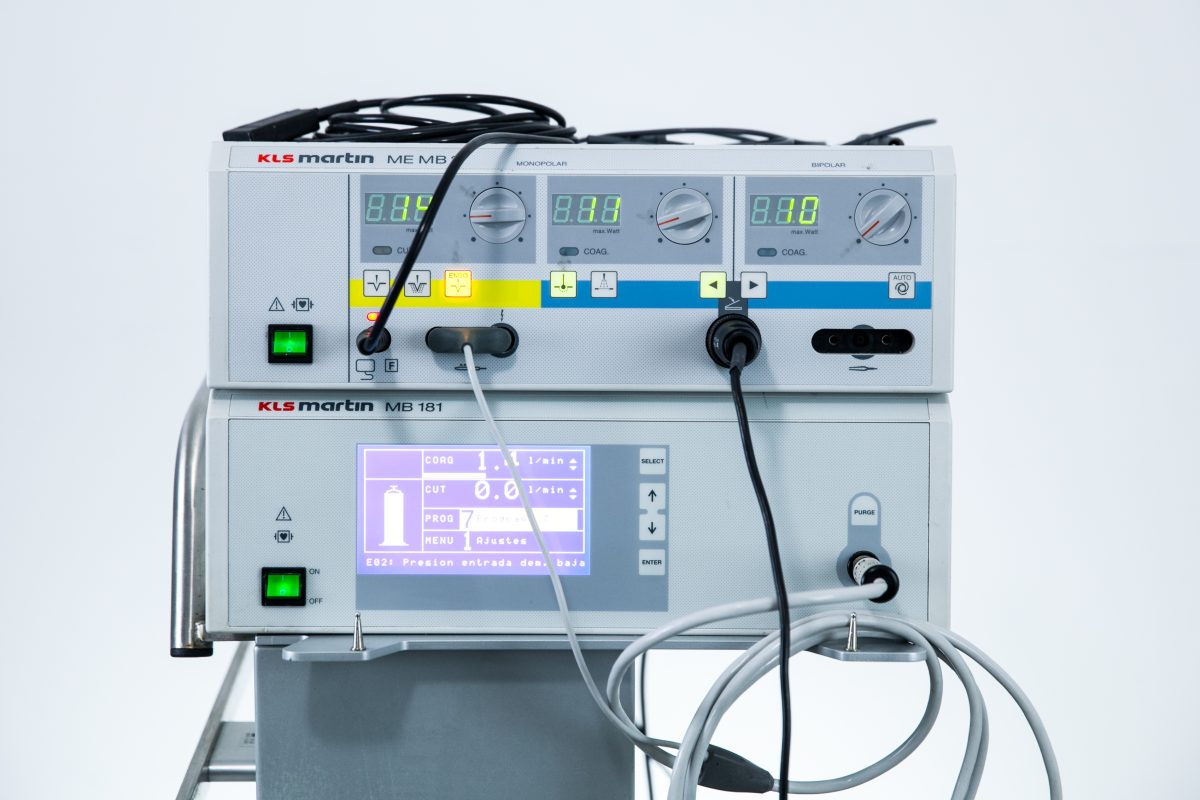 KLS Martin ME MB2m MB181 Diatermia Chirurgiczna na Wózku z Akcesoriami