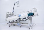 Hill-Rom AvantGuard 1600 Łóżko szpitalne OIOM + Szafka Przyłóżkowa Volker Dwustronna ze Stolikiem Zestaw
