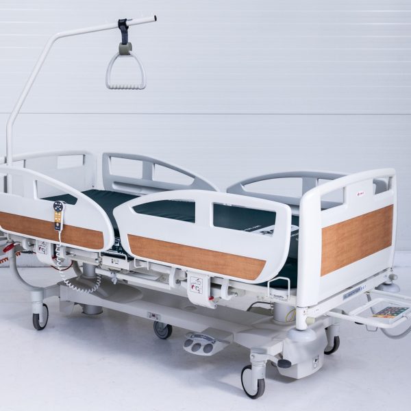 Linet Eleganza 1SMA7145-117 Łóżko Szpitalne Uniwersalne OIOM