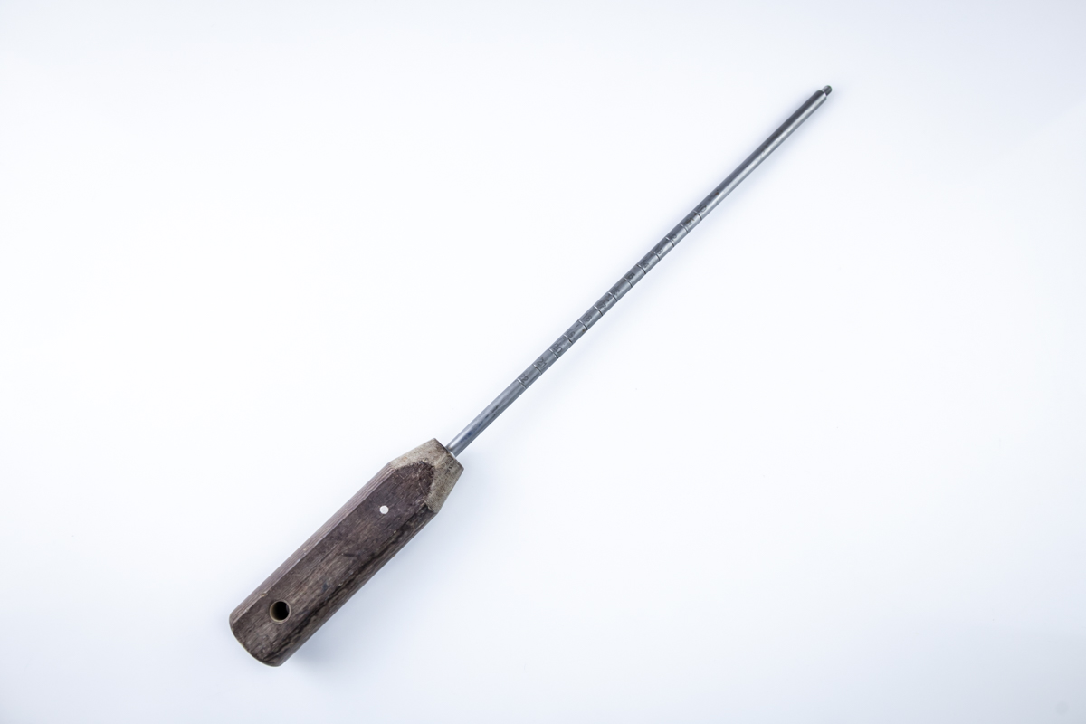 ef16451b045ad20f9ac38beb0aaed2e9.jpg Rozwiertak Trzpienia Ortopedyczny 39 cm (107/8) - obrazek 1