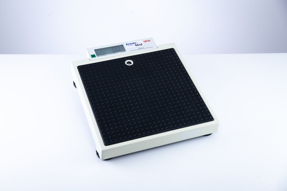 01208bc5a699c33e631220c1e5ba146e.jpg Seca 877 Waga Elektroniczna Medyczna - obrazek 1