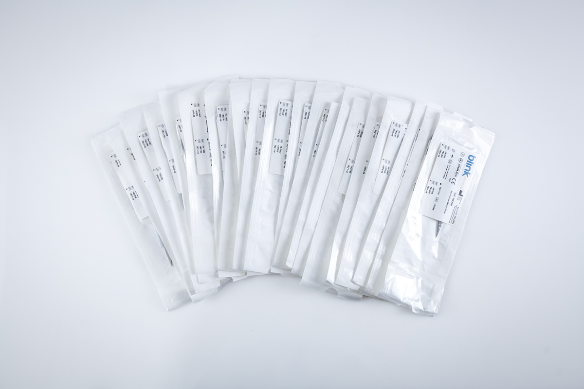 ce1771752ee5ba0f806d98cec727ee32.jpg Blink HR200 Nożyczki Iris 10cm 22szt. Proste Ostre (109/15) - obrazek 1