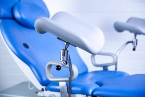 Fotel Ginekologiczny SCHMITZ Medi-Matic 115.725 ze Sterownikiem Nożnym Mobilny - obrazek 10